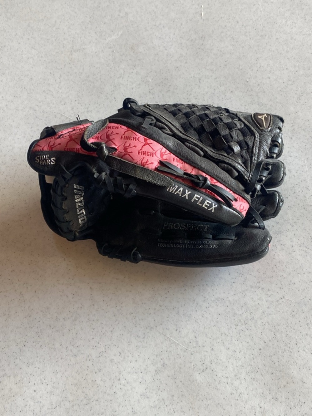 Mizuno Prospect Finch 11.5" Softball Glove